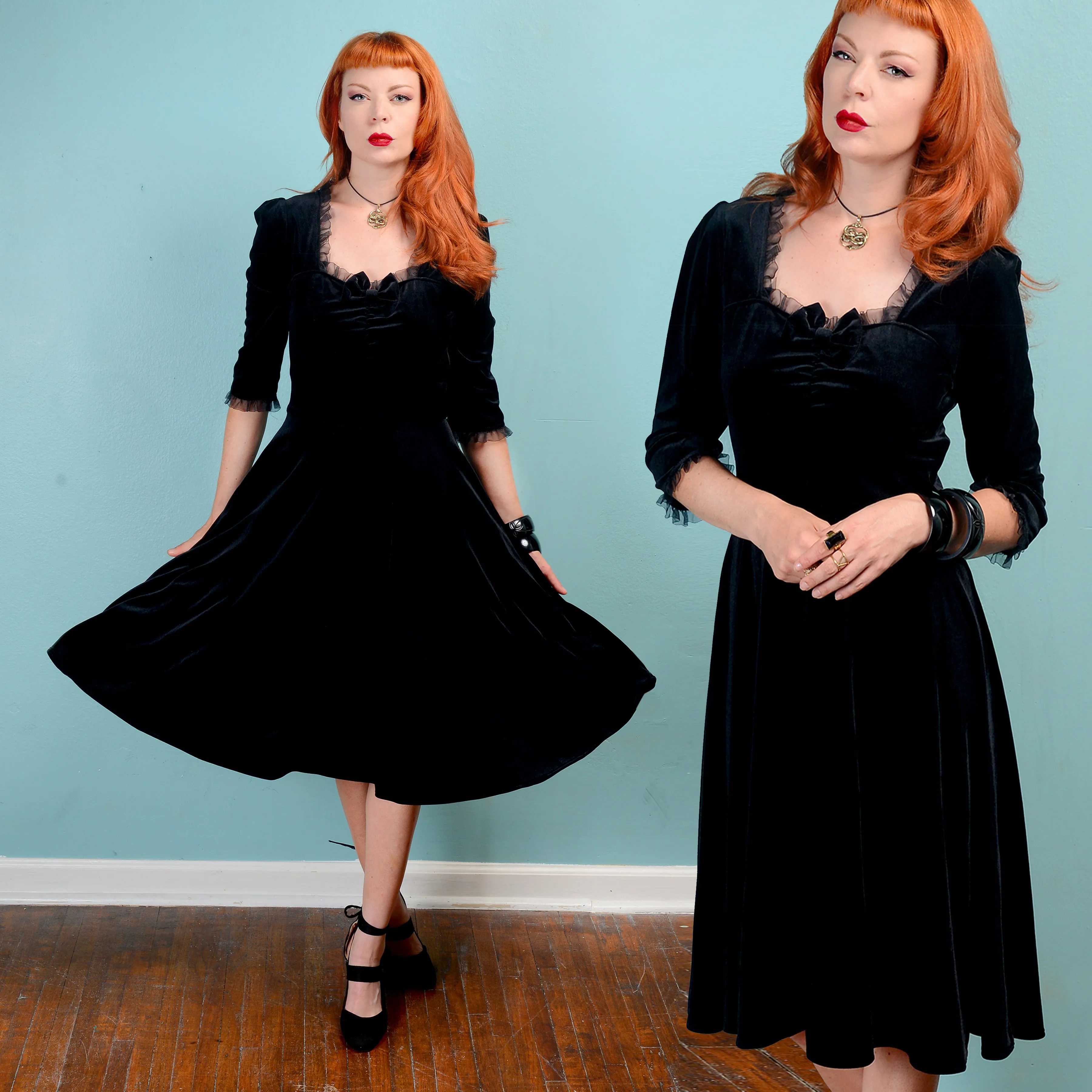 Vintage inspired 1950s Velvet stretch fit and flare dress - SM